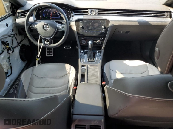 2020 Volkswagen Arteon SEL R-Line с VIN WVWSR7AN9LE017341, выставлен на аукционе Copart как лот 57769504 с пробегом 44 194 миль миль и . История ставок и продаж доступна на DreamBid. Изображение 8.