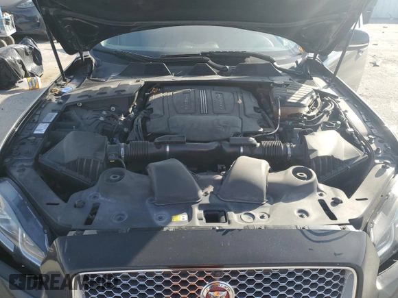 2016 Jaguar XJ Portfolio with VIN SAJWA2G73G8V93825, listed as a Copart auction lot 78207314 with 60,124 mi miles and Salvage title. Bid and sale history available at DreamBid. Image 13.