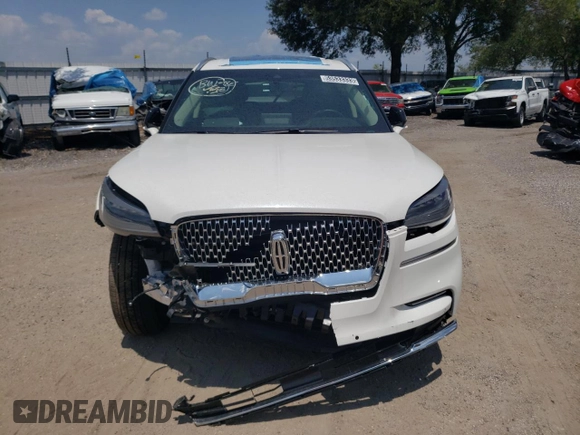 2023 Lincoln Aviator Reserve with VIN 5LM5J7WC9PGL14351, listed as a Copart auction lot 53533333 with 1,347 mi miles and Non repairable. Bid and sale history available at DreamBid. Image 5.