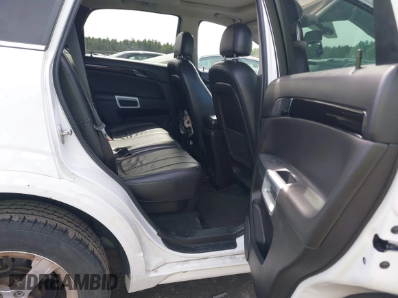 2014 Chevrolet Captiva Sport LT with VIN 3GNAL3EK1ES553304, listed as a IAAI auction lot 41955655 with 109,377 mi miles. Bid and sale history available at carsss.com. Image 8.