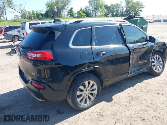 2017 Jeep Cherokee Overland с VIN 1C4PJMJS1HW645039, выставлен на аукционе IAAI как лот 42322935 с пробегом 84 117 миль миль и . История ставок и продаж доступна на DreamBid. Изображение 4.