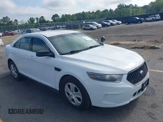 2015 Ford Police Interceptor with VIN 1FAHP2MK5FG192348, listed as a IAAI auction lot 42660776 with 88,682 mi miles and . Bid and sale history available at DreamBid. Image 1.