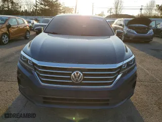 2021 Volkswagen Passat 2.0T SE with VIN 1VWSA7A38MC017248, listed as a Copart auction lot 48702175 with 48,402 mi miles and Salvage Title. Bid and sale history available at carsss.com. Image 5.