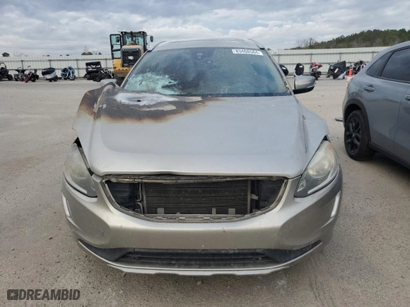2016 Volvo XC60 T6 Drive-E with VIN YV449MDK8G2832756, listed as a Copart auction lot 83408584 with 0 mi miles and Salvage Title. Bid and sale history available at carsss.com. Image 5.