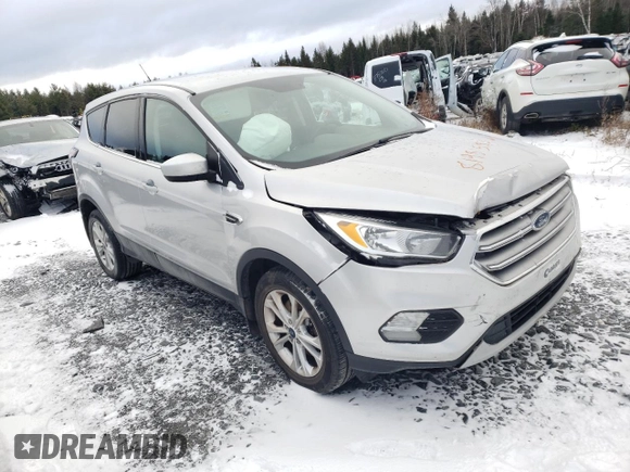 2017 Ford Escape SE with VIN 1FMCU9GD3HUD69496, listed as a Copart auction lot 81985834 with 190,248 mi miles and Salvage Title. Bid and sale history available at carsss.com. Image 4.