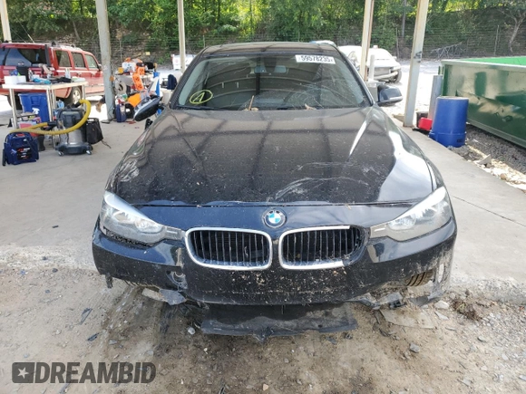 2014 BMW 3 Series 328i with VIN WBA3A5C53EF605081, listed as a Copart auction lot 59578235 with 195,443 mi miles and Salvage title. Bid and sale history available at DreamBid. Image 5.