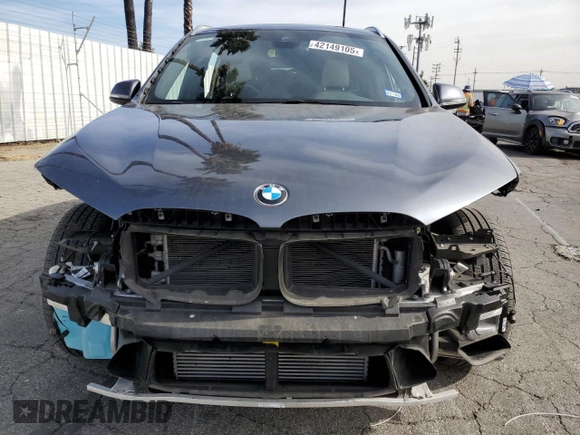 2022 BMW X1 sDrive28i with VIN WBXJG7C08N5U51727, listed as a Copart auction lot 42149105 with 19,240 mi miles and Salvage Title. Bid and sale history available at carsss.com. Image 5.
