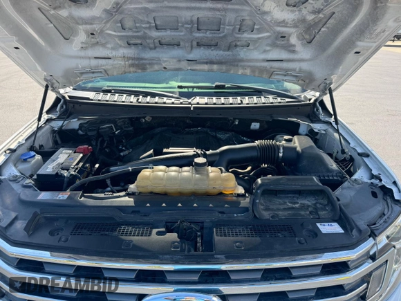 2019 Ford Expedition XLT with VIN 1FMJU1HT0KEA72881, listed as a Copart auction lot 75964364 with 79,109 mi miles and Salvage Title. Bid and sale history available at carsss.com. Image 7.