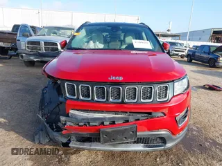 2019 Jeep Compass Limited with VIN 3C4NJCCB1KT638104, listed as a IAAI auction lot 41499495 with 56,270 mi miles. Bid and sale history available at carsss.com. Image 18.
