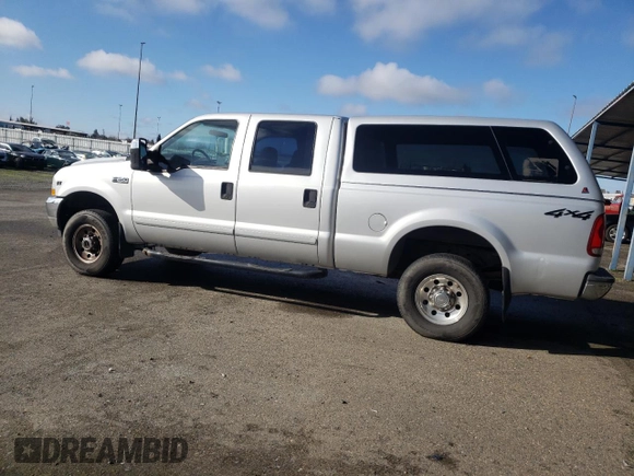 2002 Ford Super Duty F-250 XL with VIN 1FTNW21L52EA58748, listed as a Copart auction lot 39513234 with 142,808 mi miles and Clean Title. Bid and sale history available at carsss.com. Image 2.