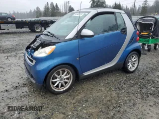 2008 Smart fortwo Passion with VIN WMEEK31X58K118432, listed as a Copart auction lot 46948355 with 124,605 mi miles and Salvage Title. Bid and sale history available at DreamBid. Image 1.