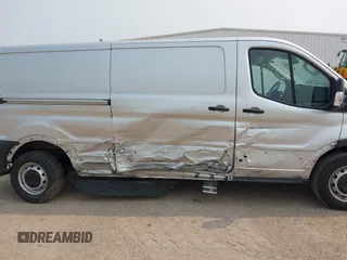 2020 Ford Transit Cargo с VIN 1FTYE1Y86LKB01668, выставлен на аукционе IAAI как лот 42350796 с пробегом 100 606 миль миль и . История ставок и продаж доступна на DreamBid. Изображение 6.