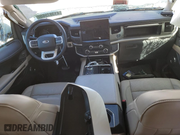 2022 Ford Expedition XLT with VIN 1FMJU1JT6NEA10481, listed as a Copart auction lot 41387565 with 13,459 mi miles and Salvage Title. Bid and sale history available at carsss.com. Image 8.