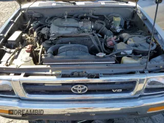 1994 Toyota Pickup DLX с VIN JT4VN13DXR5146983, выставлен на аукционе Copart как лот 47666965 с пробегом 121 614 миль миль и Списание • Salvage title. История ставок и продаж доступна на DreamBid. Изображение 11.