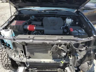 2023 Toyota Tacoma SR z VIN 3TYCZ5AN3PT165207, wystawiony jako Copart lot #54628175 z przebiegiem 15 932 mil mil oraz Szkoda całkowita • Salvage title. Historia ofert i sprzedaży dostępna na DreamBid. Obrazek 11.