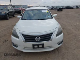 2015 Nissan Altima SV with VIN 1N4AL3AP6FC154329, listed as a IAAI auction lot 41611704 with 124,820 mi miles and . Bid and sale history available at carsss.com. Image 12.