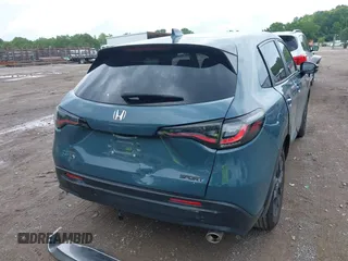 2024 Honda HR-V Sport z VIN 3CZRZ2H5XRM776715, wystawiony jako IAAI lot #42377596 z przebiegiem 19 146 mil mil oraz . Historia ofert i sprzedaży dostępna na DreamBid. Obrazek 6.