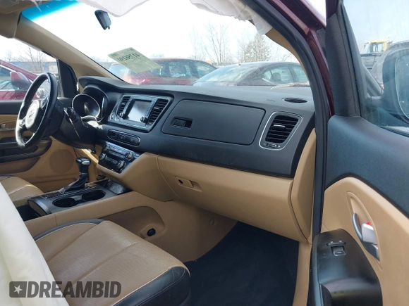 2017 Kia Sedona LX with VIN KNDMB5C19H6284704, listed as a IAAI auction lot 41756190 with 101,488 mi miles. Bid and sale history available at carsss.com. Image 5.