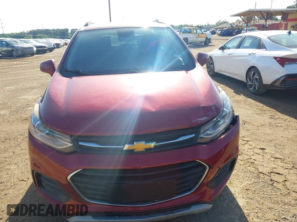 2018 Chevrolet Trax LT with VIN 3GNCJLSB7JL168143, listed as a IAAI auction lot 42088555 with 94,234 mi miles. Bid and sale history available at carsss.com. Image 6.