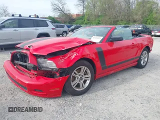 2014 Ford Mustang V6 with VIN 1ZVBP8EM3E5208282, listed as a IAAI auction lot 42104971 with Not Provided miles. Bid and sale history available at carsss.com. Image 21.