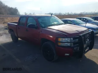 2007 Chevrolet Silverado 1500 LT w/1LT with VIN 2GCEK13M271701867, listed as a IAAI auction lot 41346129 with 359,472 mi miles. Bid and sale history available at carsss.com. Image 1.