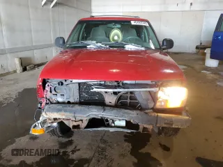 1998 GMC Jimmy SLT with VIN 1GKDT13W3W2521651, listed as a Copart auction lot 46492945 with 240,384 mi miles and Clean Title. Bid and sale history available at carsss.com. Image 5.
