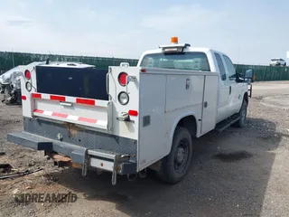 2014 Ford F-250 with VIN 1FD7X2BT1EEA74742, listed as a IAAI auction lot 41937930 with 268,877 mi miles and . Bid and sale history available at DreamBid. Image 4.