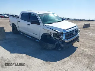 2014 Toyota Tundra SR5 z VIN 5TFEM5F18EX079486, wystawiony jako IAAI lot #41767507 z przebiegiem 225 822 mil mil oraz . Historia ofert i sprzedaży dostępna na DreamBid. Obrazek 1.