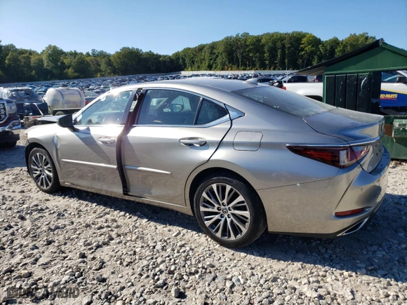 2019 Lexus ES with VIN 58ABZ1B1XKU034313, listed as a Copart auction lot 70749884 with 75,621 mi miles and Salvage Title. Bid and sale history available at carsss.com. Image 2.
