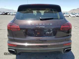 2017 Porsche Cayenne z VIN WP1AA2A27HKA82787, wystawiony jako Copart lot #57908165 z przebiegiem 47 031 mil mil oraz Szkoda całkowita • Salvage title. Historia ofert i sprzedaży dostępna na DreamBid. Obrazek 6.
