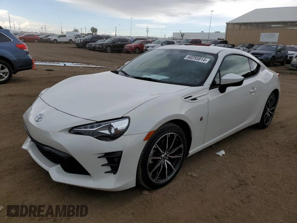 2020 Toyota 86 with VIN JF1ZNAA13L8752809, listed as a Copart auction lot 60255914 with 28,568 mi miles and Salvage Title. Bid and sale history available at carsss.com. Image 1.