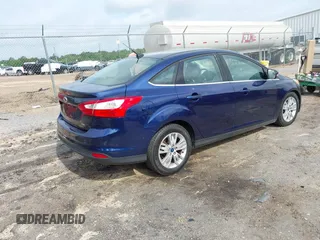 2012 Ford Focus SEL with VIN 1FAHP3H20CL135266, listed as a IAAI auction lot 42169559 with 196,104 mi miles. Bid and sale history available at carsss.com. Image 4.