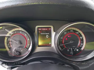 2019 Dodge Journey Crossroad with VIN 3C4PDCGG9KT717655, listed as a IAAI auction lot 41939719 with 114,554 mi miles and . Bid and sale history available at DreamBid. Image 7.