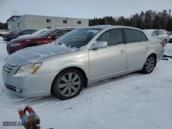 2005 Toyota Avalon XL with VIN 4T1BK36B65U039992, listed as a Copart auction lot 88887475 with 204,143 mi miles and Clean Title. Bid and sale history available at carsss.com. Image 1.