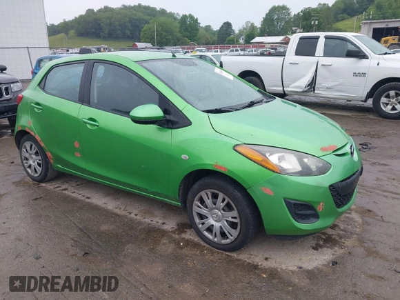 2012 Mazda 2 Sport z VIN JM1DE1KY8C0138921, wystawiony jako IAAI lot #42386937 z przebiegiem 263 981 mil mil oraz . Historia ofert i sprzedaży dostępna na DreamBid. Obrazek 1.