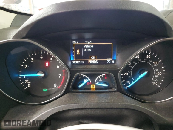2018 Ford Escape SE z VIN 1FMCU9GD2JUA21582, wystawiony jako Copart lot #56165155 z przebiegiem 88 881 mil mil oraz Czysty tytuł • Clean title. Historia ofert i sprzedaży dostępna na DreamBid. Obrazek 9.