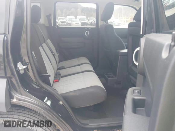 2007 Dodge Nitro SXT with VIN 1D8GU28K27W569672, listed as a IAAI auction lot 41868853 with 179,145 mi miles and . Bid and sale history available at carsss.com. Image 8.