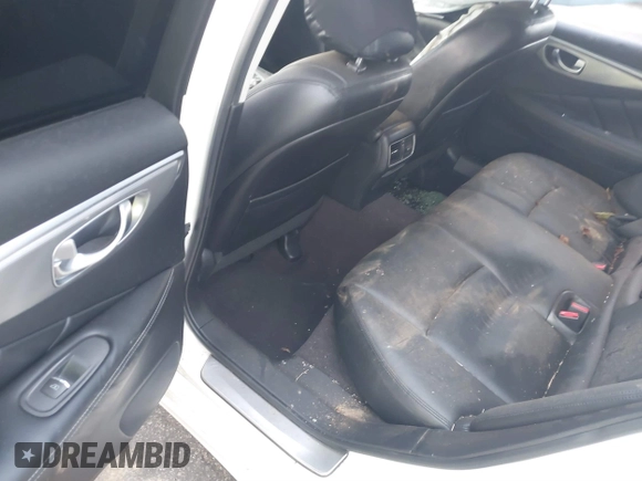 2014 Infiniti Q50 Premium with VIN JN1BV7AP3EM681742, listed as a IAAI auction lot 40342929 with 136,412 mi miles. Bid and sale history available at carsss.com. Image 8.