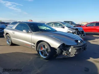 2002 Pontiac Firebird Formula with VIN 2G2FV22G722117470, listed as a IAAI auction lot 41625891 with 32,962 mi miles. Bid and sale history available at carsss.com. Image 1.