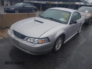 2001 Ford Mustang Standard with VIN 1FAFP40471F201060, listed as a IAAI auction lot 41975486 with 150,370 mi miles. Bid and sale history available at carsss.com. Image 2.