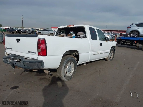 2004 Chevrolet Silverado 1500 LS with VIN 2GCEC19V941119077, listed as a IAAI auction lot 38163760 with 1 mi miles. Bid and sale history available at carsss.com. Image 4.