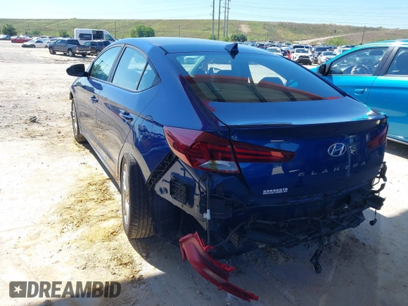 2020 Hyundai Elantra Value Edition z VIN 5NPD84LFXLH612750, wystawiony jako IAAI lot #41674279 z przebiegiem 88 179 mil mil oraz . Historia ofert i sprzedaży dostępna na DreamBid. Obrazek 3.
