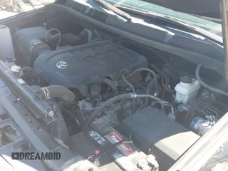 2020 Toyota Tundra SR5 с VIN 5TFDY5F15LX908821, выставлен на аукционе IAAI как лот 41851082 с пробегом 83 954 миль миль и . История ставок и продаж доступна на DreamBid. Изображение 19.