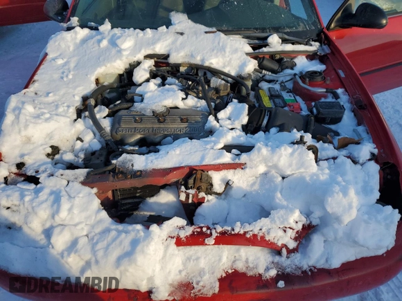 1998 Ford Escort LX z VIN 1FAFP10P2WW303270, wystawiony jako Copart lot #87588365 z przebiegiem 142 743 mil mil oraz Szkoda całkowita • Salvage title. Historia ofert i sprzedaży dostępna na DreamBid. Obrazek 11.