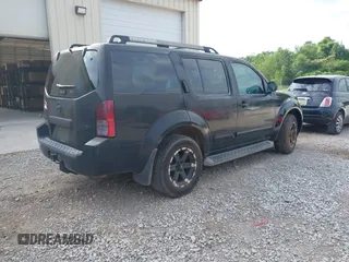 2005 Nissan Pathfinder XE z VIN 5N1AR18W15C722121, wystawiony jako IAAI lot #42465968 z przebiegiem 169 283 mil mil oraz . Historia ofert i sprzedaży dostępna na DreamBid. Obrazek 4.