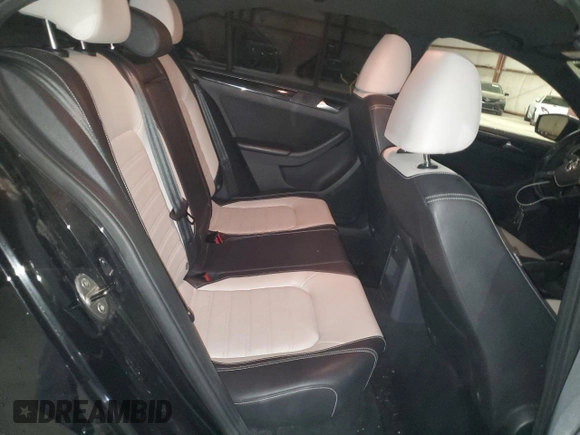 2015 Volkswagen Jetta SE with VIN 3VWD17AJ0FM211443, listed as a Copart auction lot 56900945 with 68,581 mi miles and Salvage title. Bid and sale history available at DreamBid. Image 10.