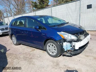 2013 Toyota Prius v Two with VIN JTDZN3EU8D3211344, listed as a IAAI auction lot 41764616 with 206,116 mi miles. Bid and sale history available at carsss.com. Image 1.