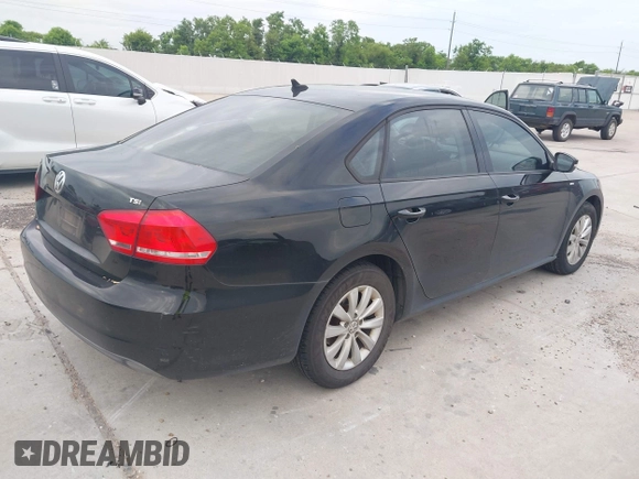 2014 Volkswagen Passat Wolfsburg Edition with VIN 1VWAT7A38EC071608, listed as a IAAI auction lot 42784046 with 172,728 mi miles and . Bid and sale history available at DreamBid. Image 4.