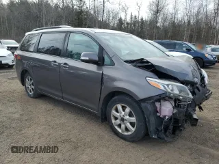 2017 Toyota Sienna XLE with VIN 5TDDZ3DC4HS167919, listed as a Copart auction lot 51430875 with 95,204 mi miles and Salvage Title. Bid and sale history available at DreamBid. Image 4.