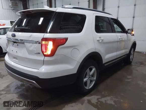 2016 Ford Explorer XLT z VIN 1FM5K8D88GGA95967, wystawiony jako IAAI lot #41758697 z przebiegiem 146 908 mil mil oraz . Historia ofert i sprzedaży dostępna na DreamBid. Obrazek 4.
